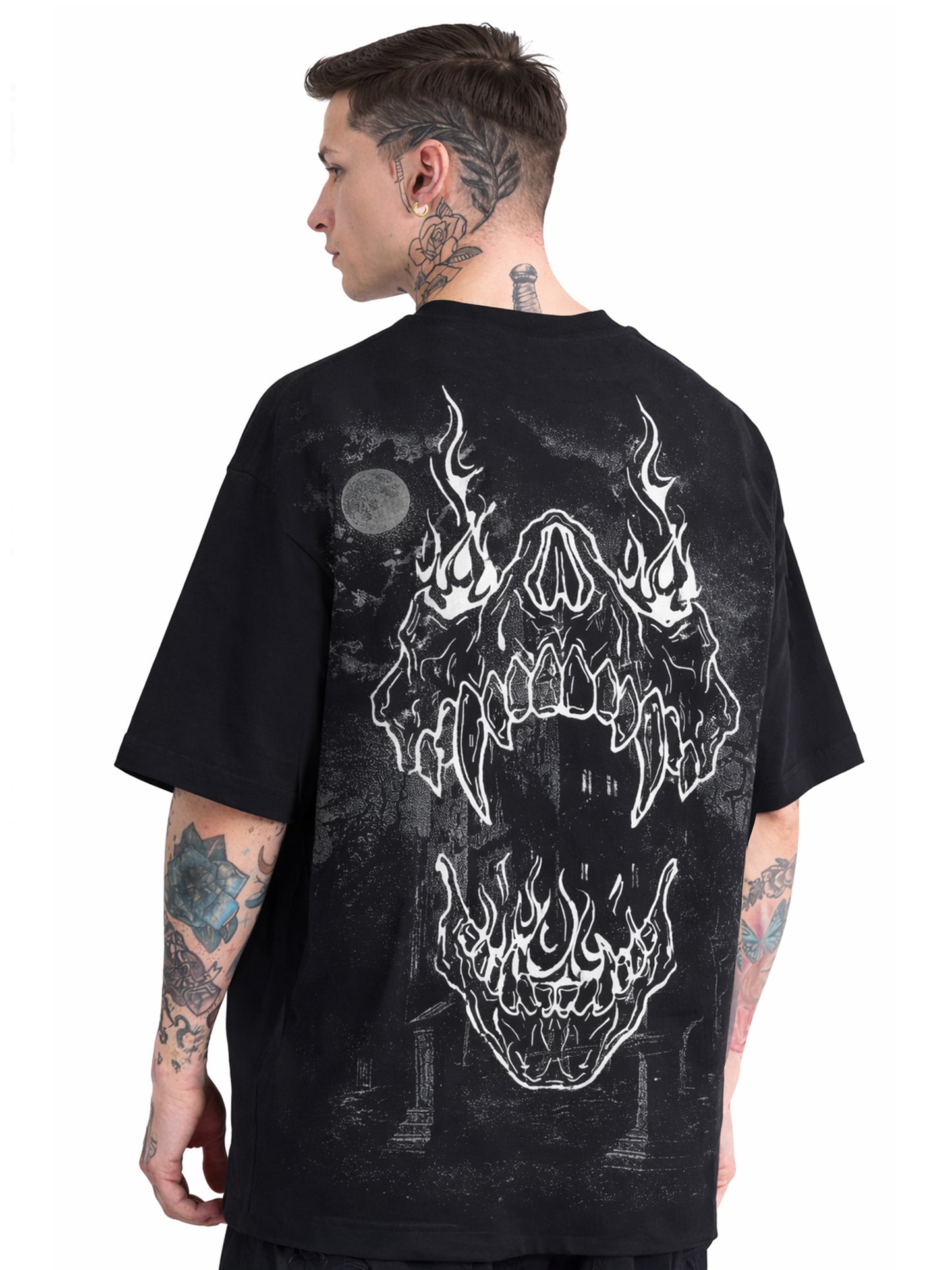 VEXAHORN OVERSIZED FIT T-SHIRT